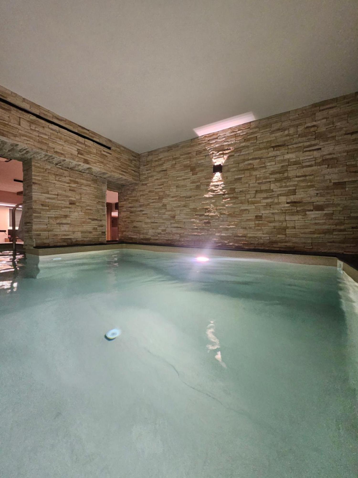Villa Mairi - 2 Private Pools & Game Room Near Athens Salamis Exteriör bild